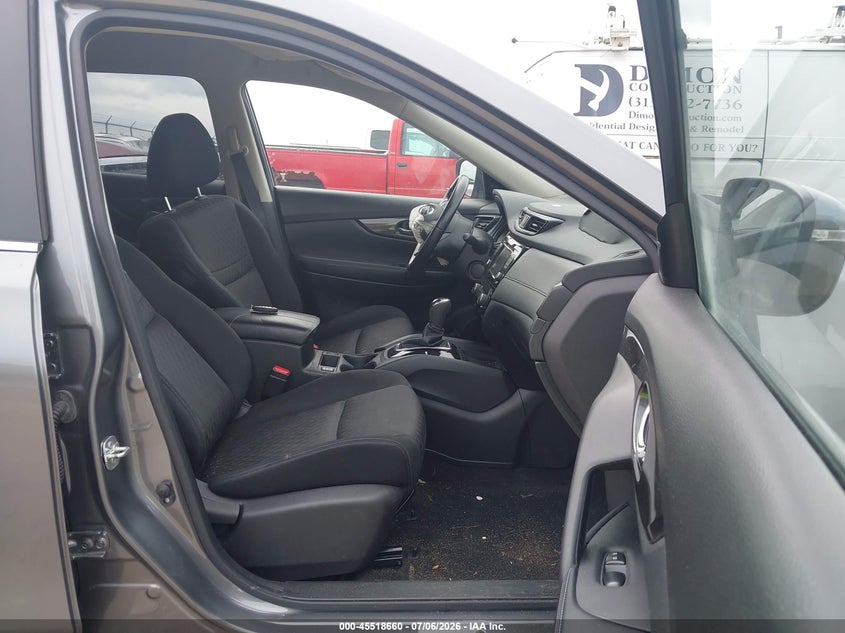 2020 NISSAN ROGUE auction photo 5