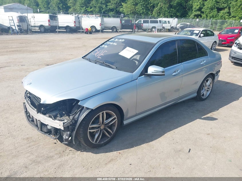 2013 MERCEDES-BENZ C 250 auction photo 2