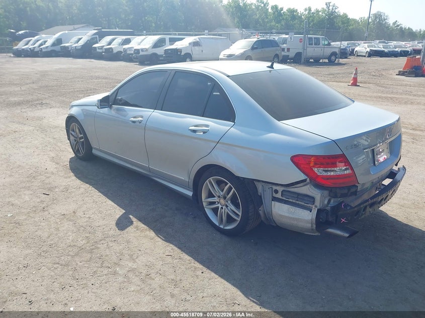 2013 MERCEDES-BENZ C 250 auction photo 3