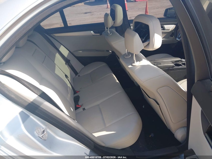 2013 MERCEDES-BENZ C 250 auction photo 8
