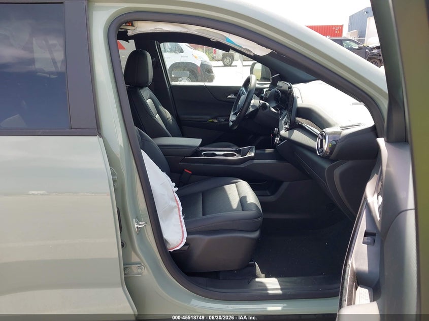2025 CHEVROLET EQUINOX auction photo 5