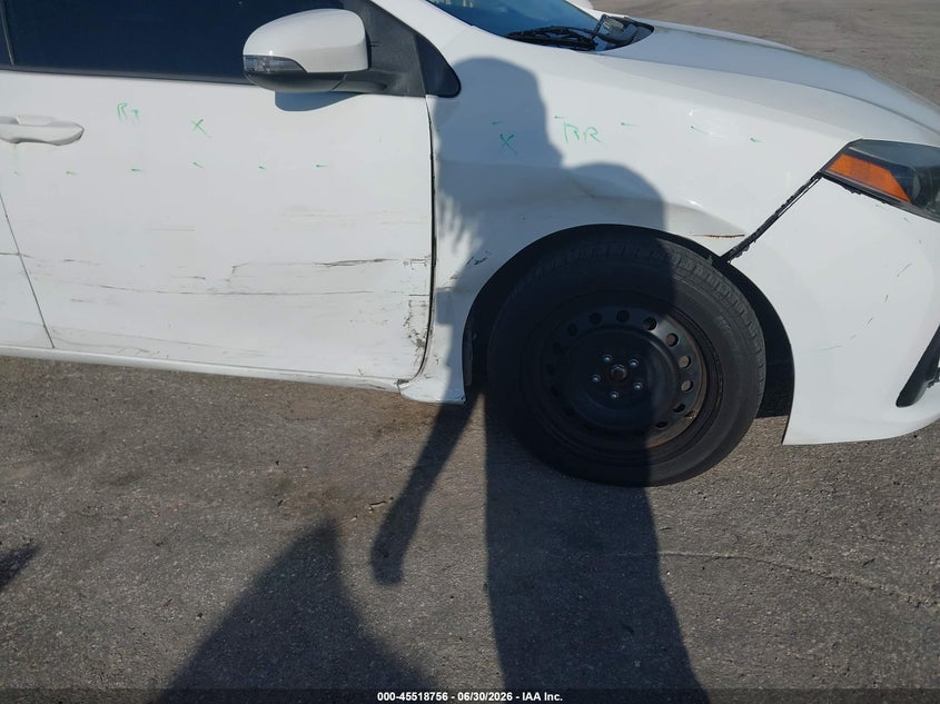 2014 TOYOTA COROLLA auction photo 6