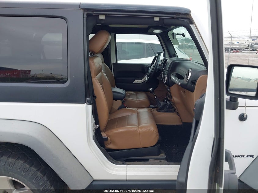 2011 JEEP WRANGLER auction photo 5