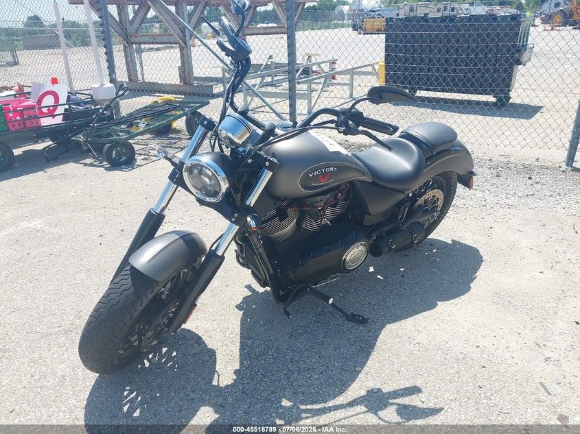 2015 VICTORY GUNNER MOTO 2