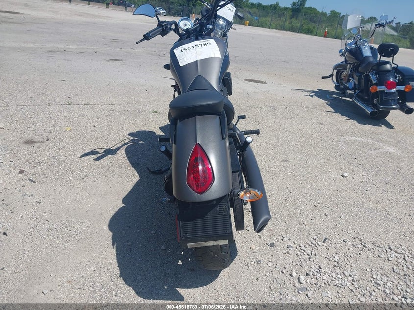 2015 VICTORY GUNNER MOTO 2