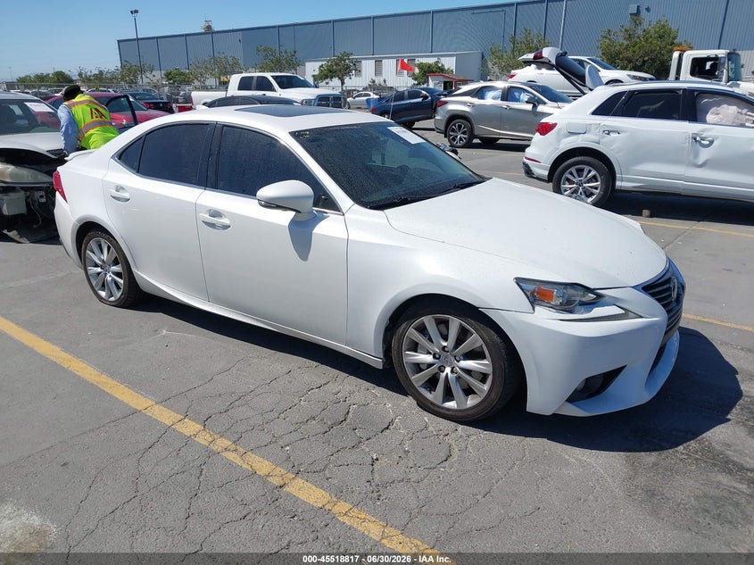 2016 Lexus IS