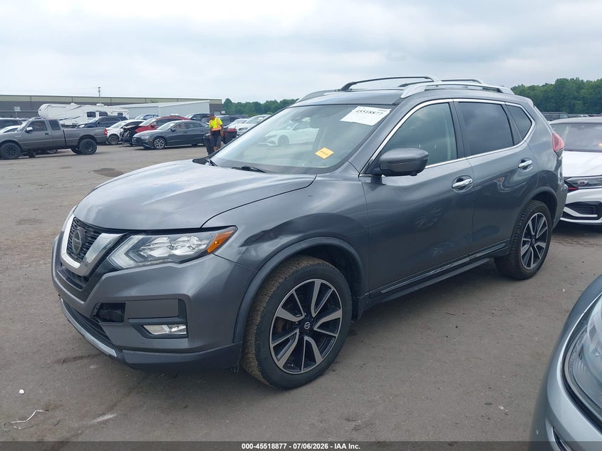 2018 NISSAN ROGUE auction photo 2