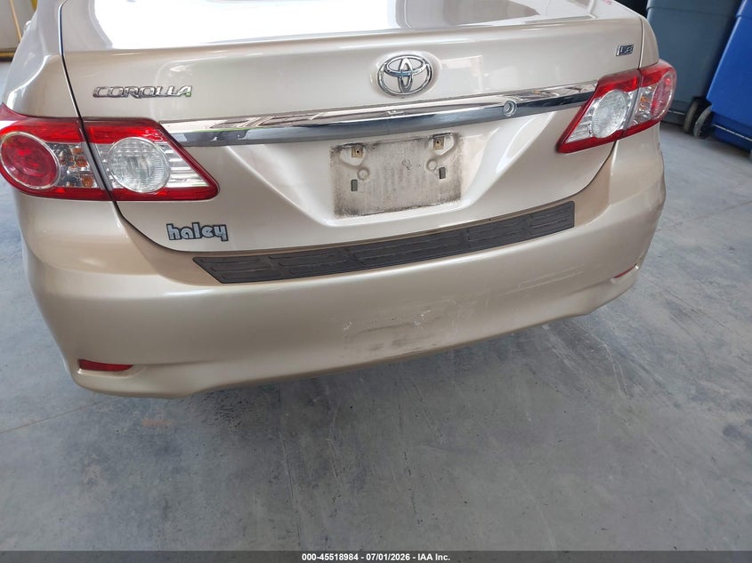 2012 TOYOTA COROLLA auction photo 6