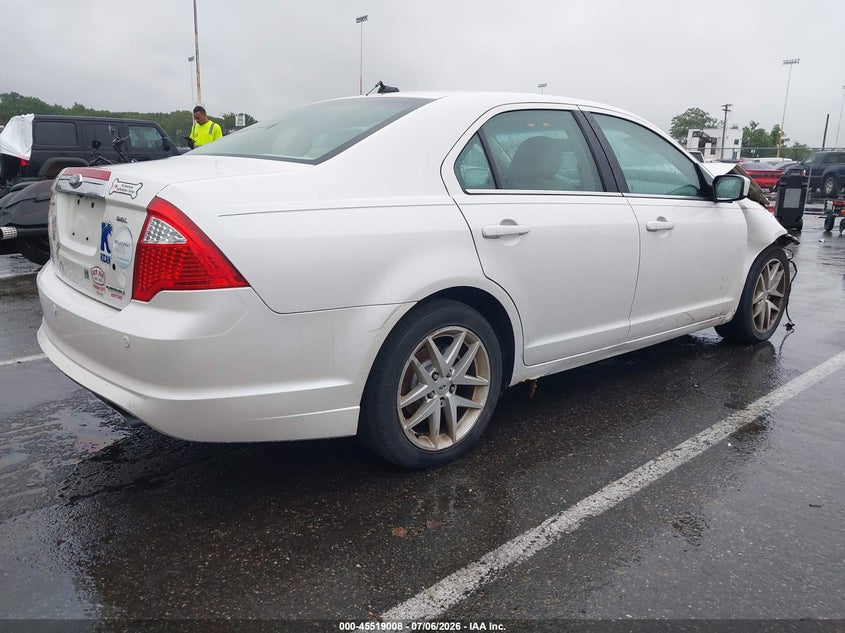 2011 FORD FUSION auction photo 4