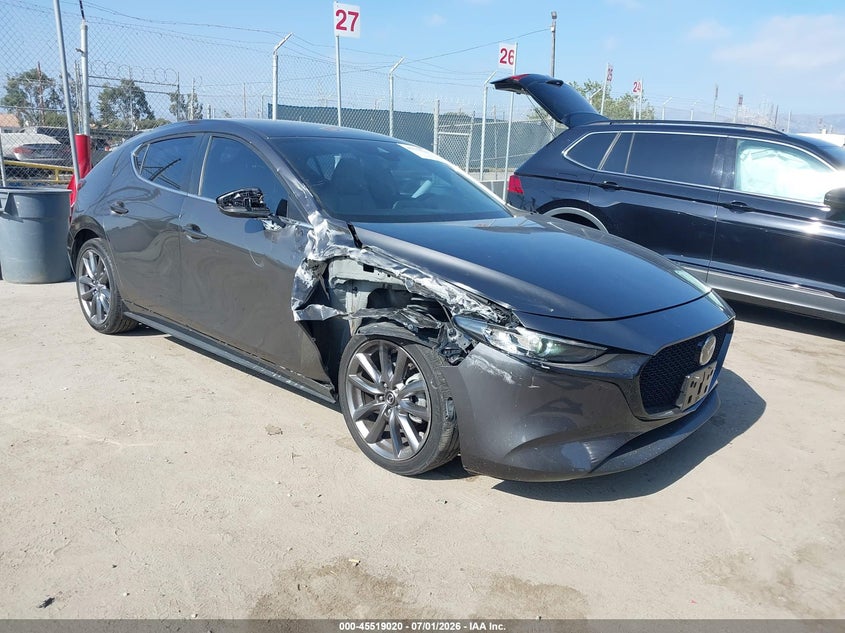 Vin: jm1bpamm0k1138884, lot: 46017236, mazda mazda3 preferred package 2019 img_1