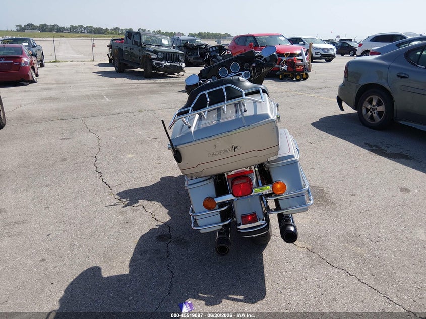 2007 Harley-Davidson Flht Classic VIN: 1HD1FF4147Y725443 Lot: 45519087