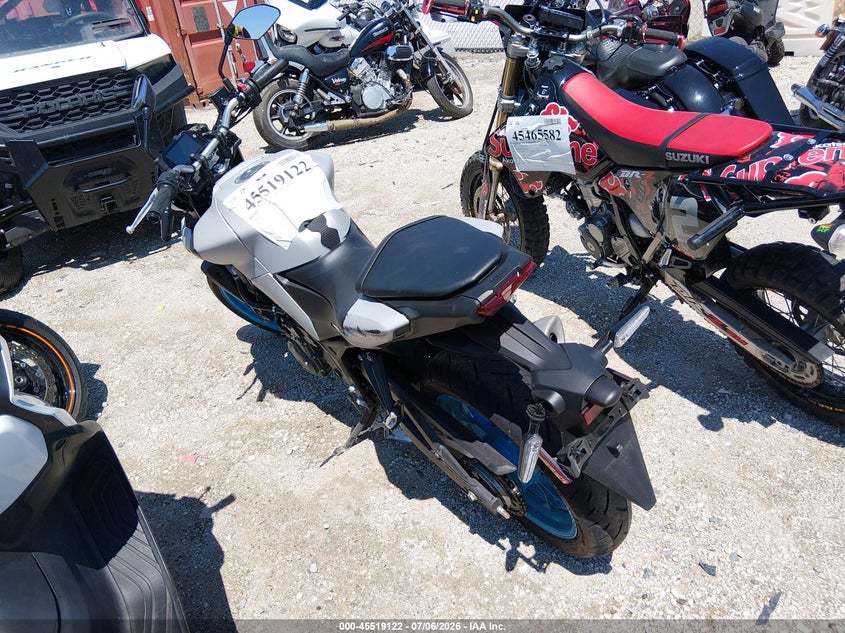 2025 YAMAHA MTN320 auction photo 3