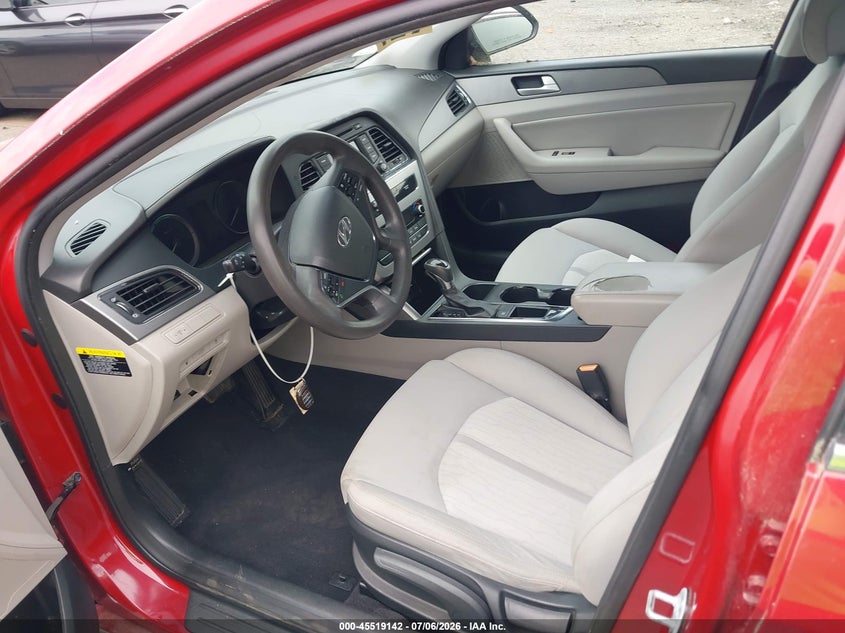 2016 HYUNDAI SONATA HYBRID auction photo 5
