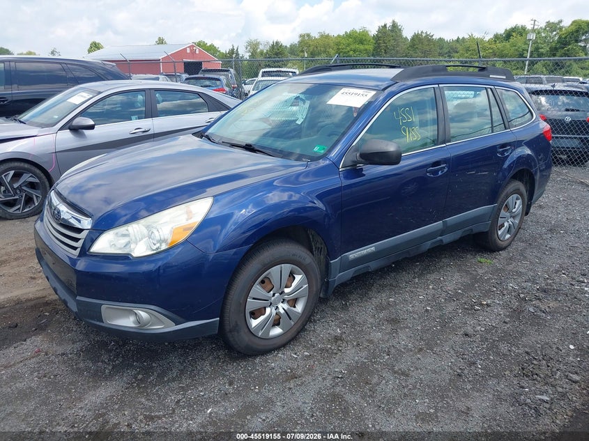 2011 SUBARU OUTBACK auction photo 2