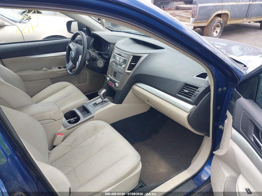 2011 SUBARU OUTBACK auction photo 5