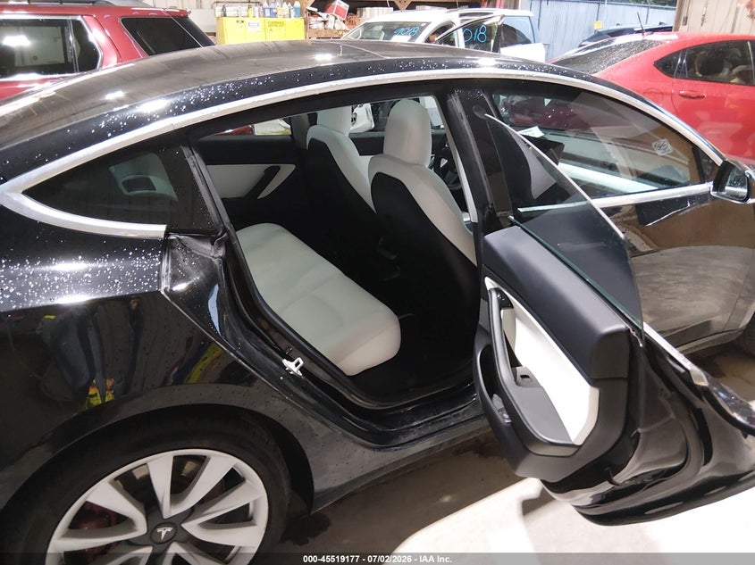 2019 TESLA MODEL 3 auction photo 8