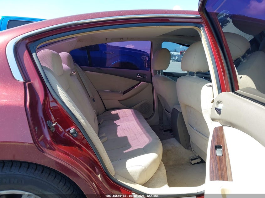 AtlanticExpress - Nissan Altima