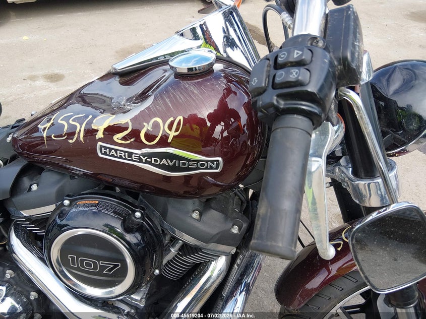 2018 Harley-Davidson Flsb Sport Glide VIN: 1HD1YMJ2XJC038466 Lot: 45519204