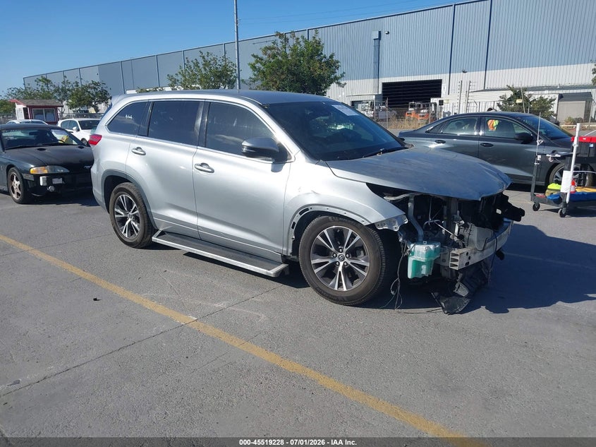 2017 Toyota Highlander