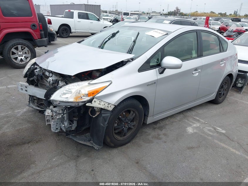 2014 Toyota Prius Two JTDKN3DU4E0365281 photo 1