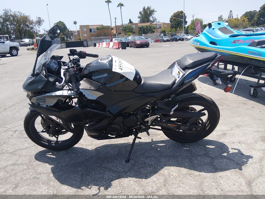 2025 Kawasaki Ex500 VIN: ML5EXGG12SDA52506 Lot: 45519255