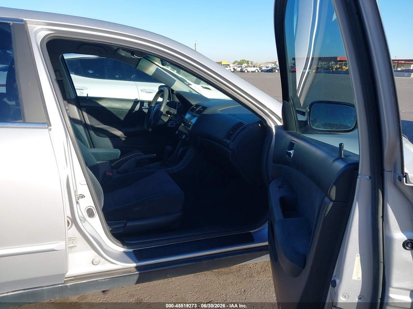2003 HONDA ACCORD SDN auction photo 5