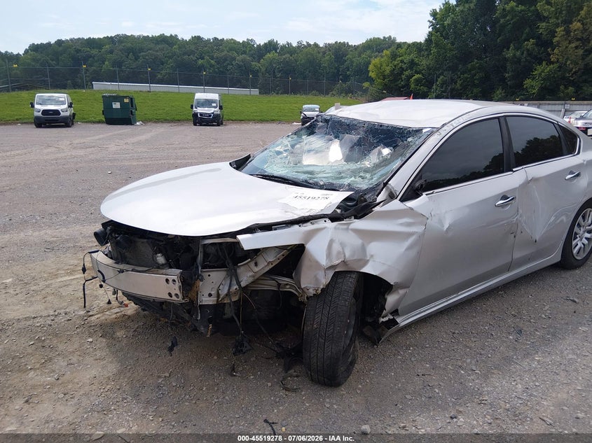 2015 NISSAN ALTIMA auction photo 6