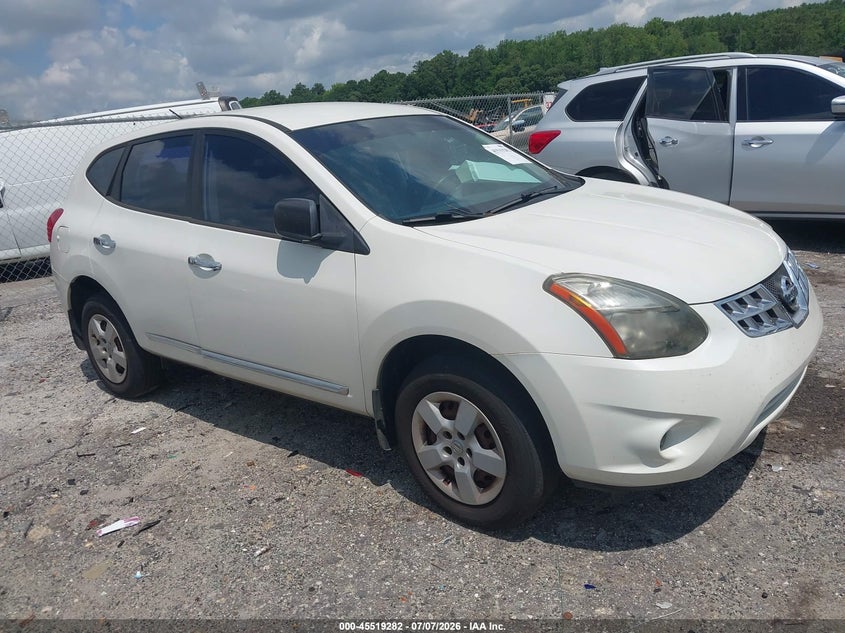 2015 Nissan Select S
