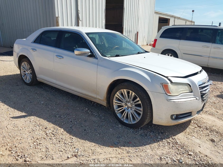 2011 CHRYSLER 300C auction photo 1