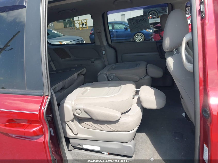 AtlanticExpress - Kia Sedona