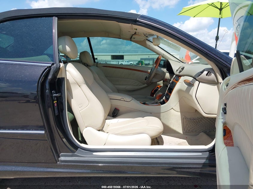 2004 Mercedes-Benz Clk 500 VIN: WDBTK75G04T009600 Lot: 45519366