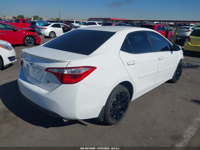 2016 TOYOTA COROLLA auction photo 4