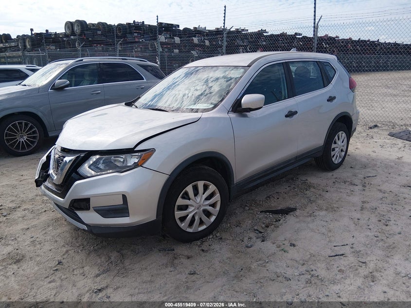 2019 NISSAN ROGUE auction photo 2