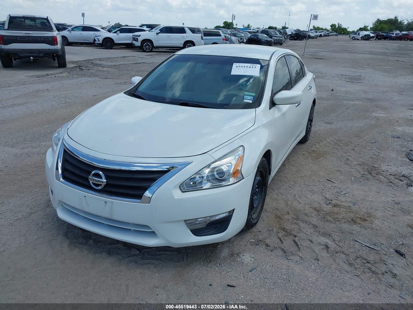 2014 NISSAN ALTIMA auction photo 2