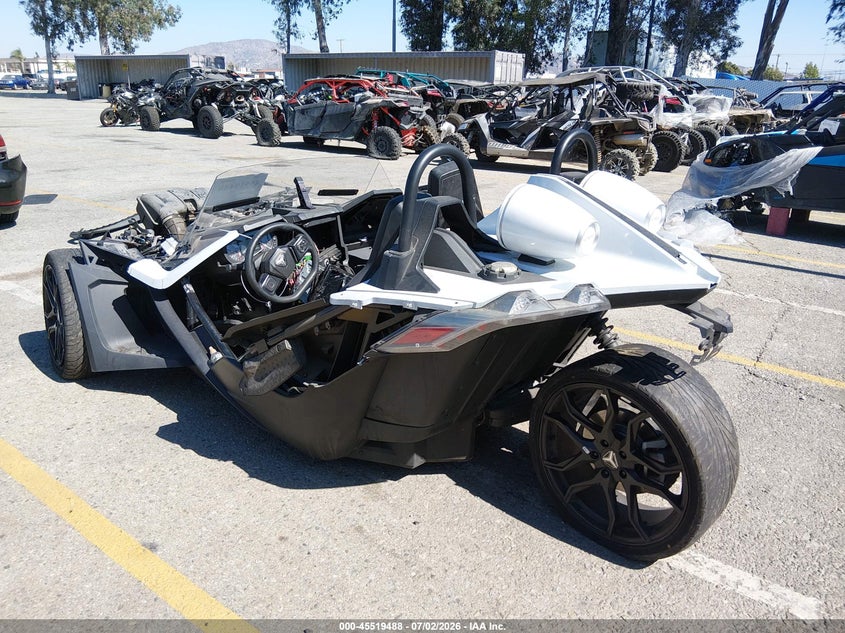 2023 POLARIS SLINGSHOT auction photo 3