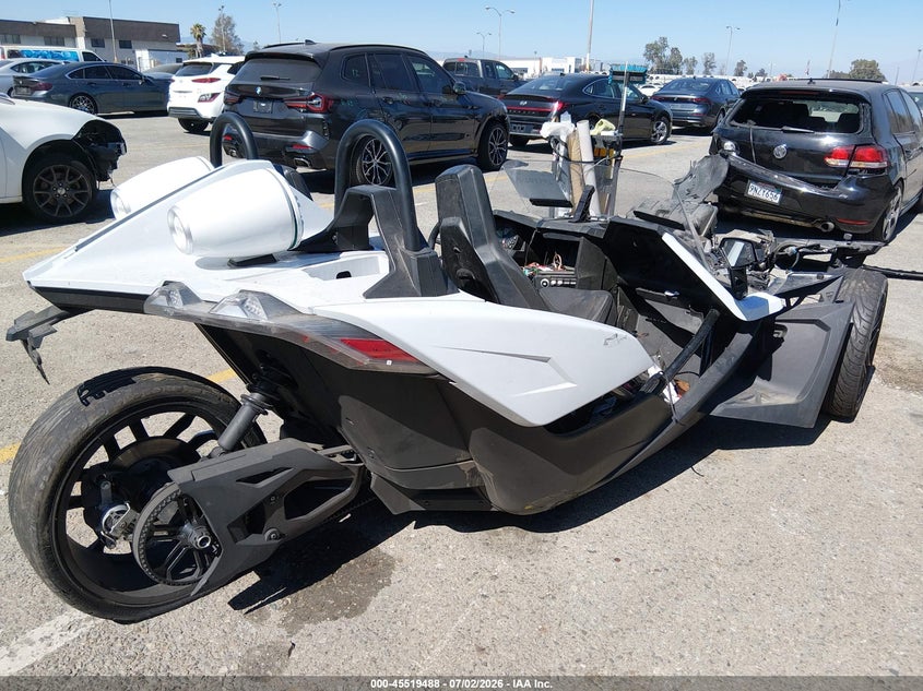 2023 POLARIS SLINGSHOT auction photo 4
