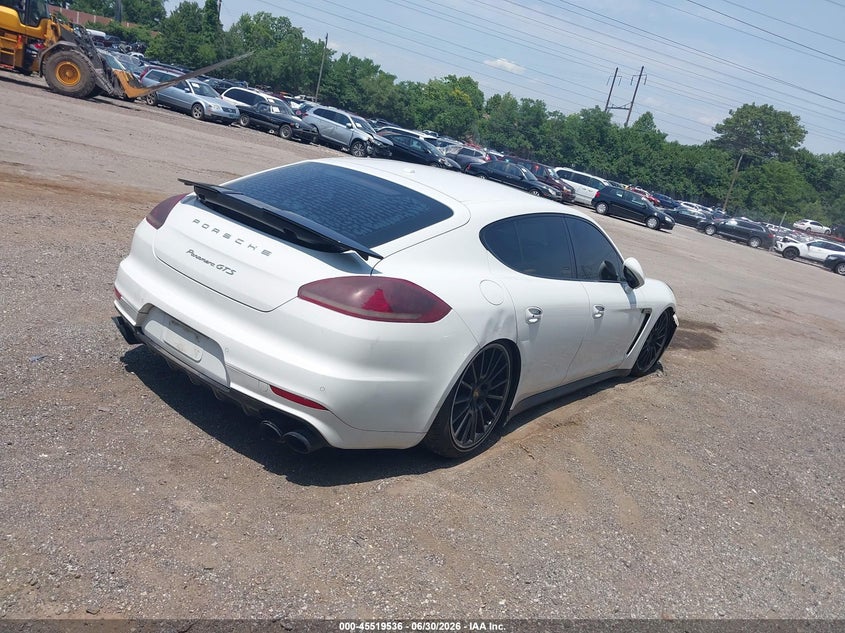 2016 PORSCHE PANAMERA auction photo 4