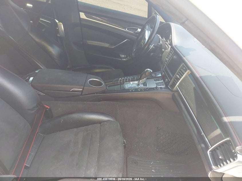 2016 PORSCHE PANAMERA auction photo 5