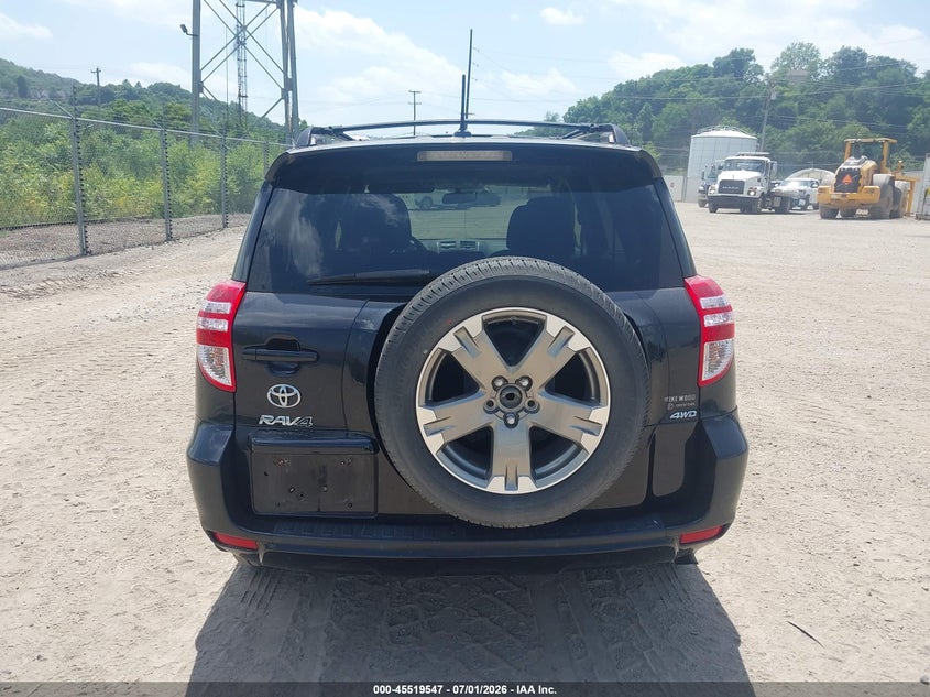 AtlanticExpress - Toyota RAV4