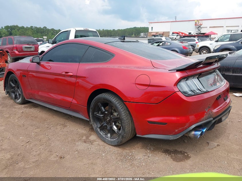 FORD MUSTANG - zdjęcie 3
