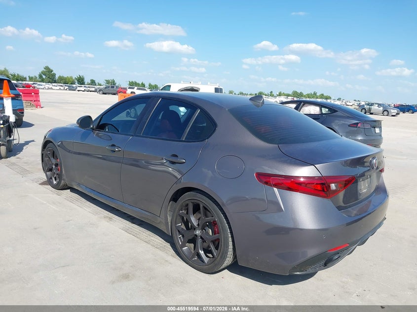 2020 ALFA ROMEO GIULIA auction photo 3