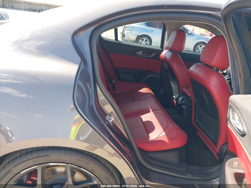 2020 ALFA ROMEO GIULIA auction photo 8