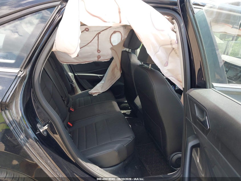 2024 VOLKSWAGEN JETTA auction photo 8