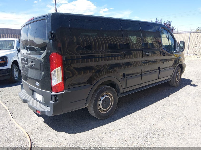 2019 FORD TRANSIT-150 auction photo 4