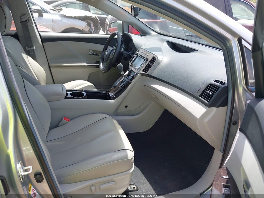 2015 TOYOTA VENZA auction photo 5