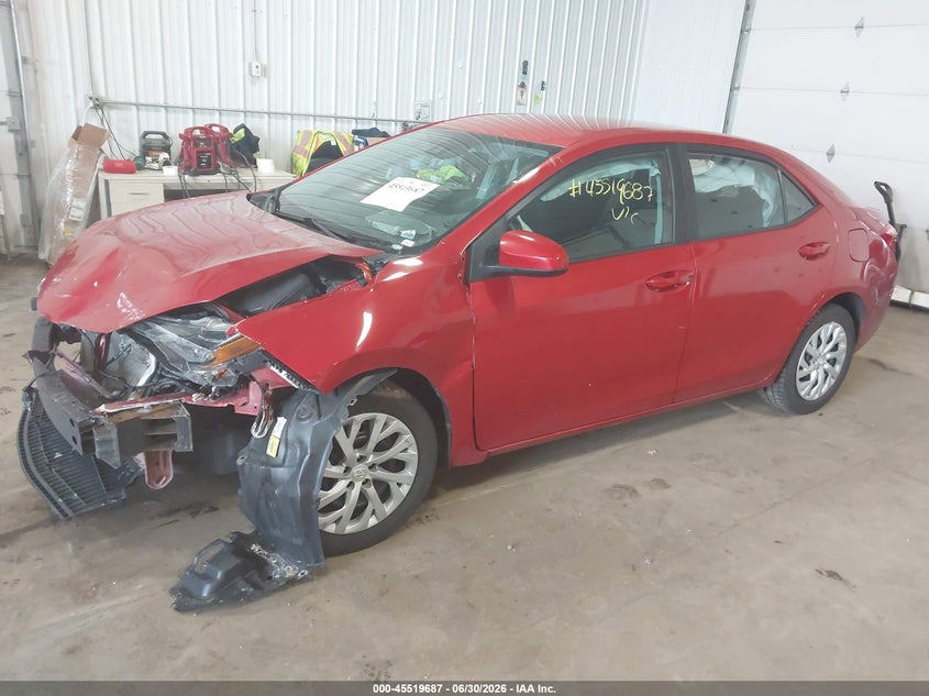 2018 Toyota Corolla, Удар спереди, IAAI, VIN 5YFBURHE9JP852291 — фото 2