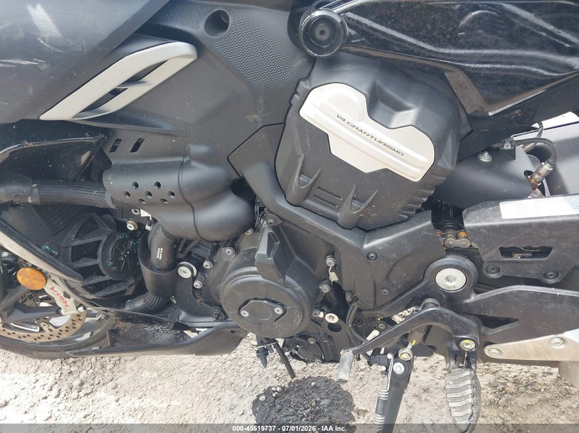 2024 Ducati Diavel V4 VIN: ZDMGAR1WXRB004422 Lot: 45519737