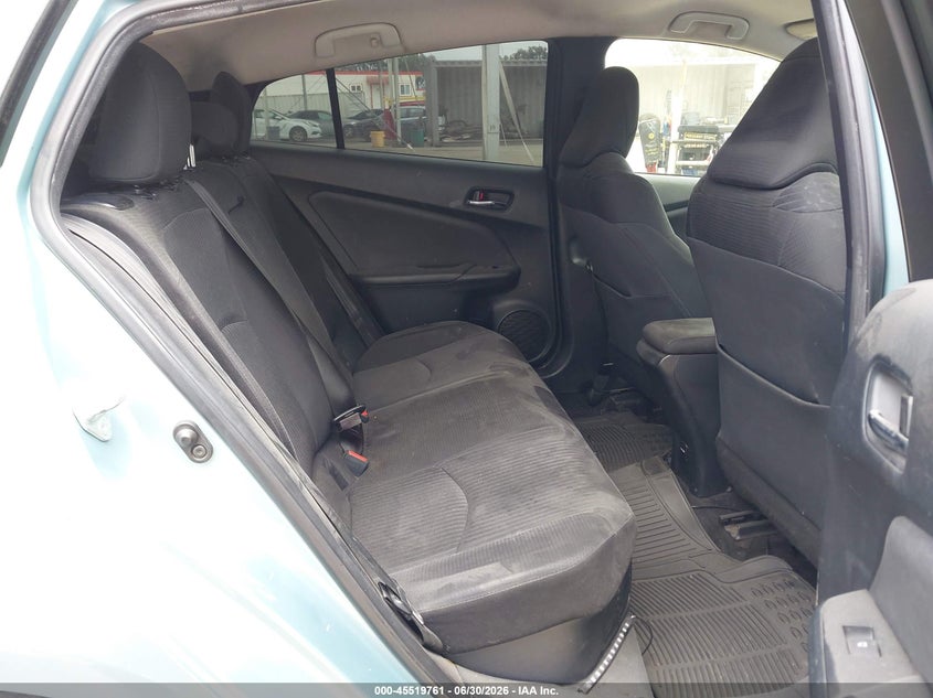 2016 TOYOTA PRIUS auction photo 8