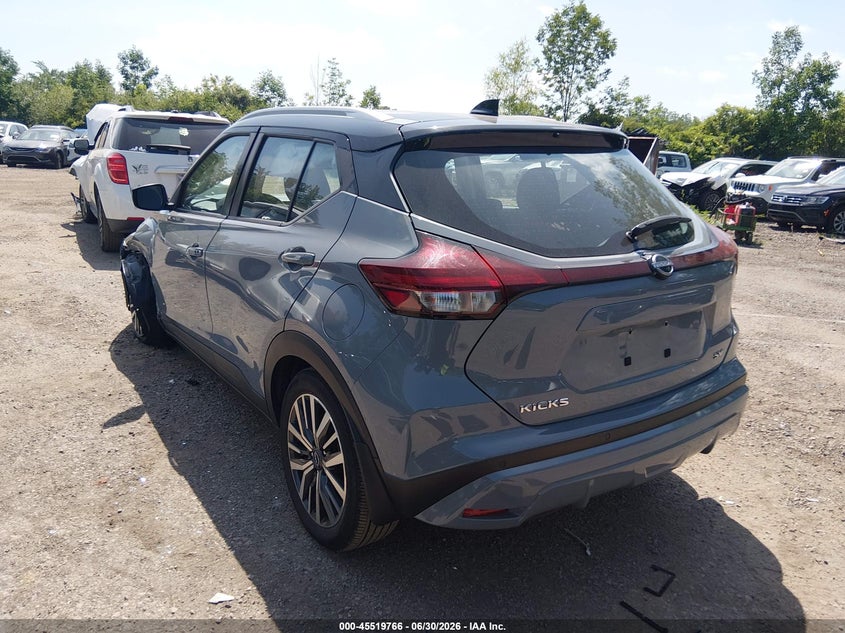 2023 NISSAN KICKS auction photo 3