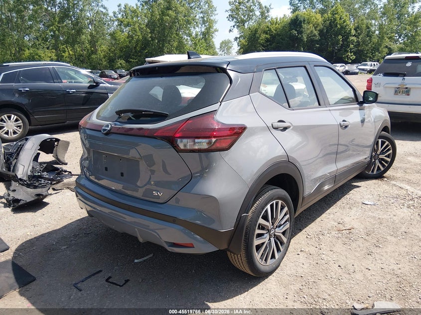 2023 NISSAN KICKS auction photo 4